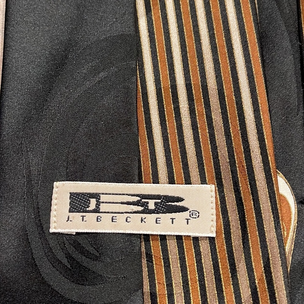 JT Beckett Tie. 100% Silk